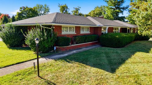 3401 Nantucket Dr, Lexington, KY, 40502-3323 | Card Image