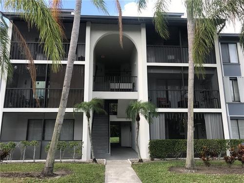 g1-1009 Green Pine Boulevard, West Palm Beach, FL, 33409 | Card Image