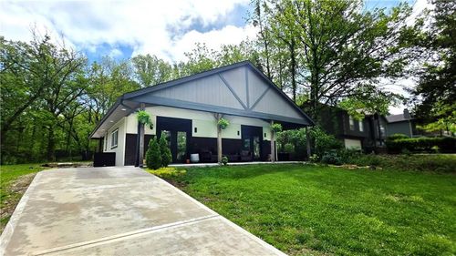 72 & 71 V Street, Lake Lotawana, MO, 64086 | Card Image