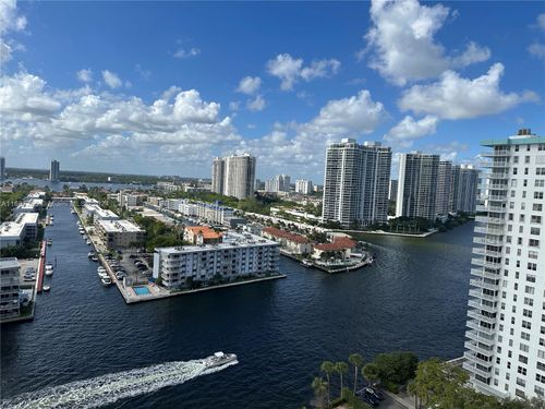 2005-290 174th St, Sunny Isles Beach, FL, 33160 | Card Image