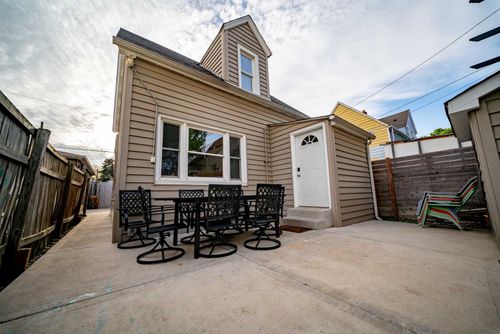 2208 N Lorel Ave, Chicago, IL, 60639-3032 | Card Image