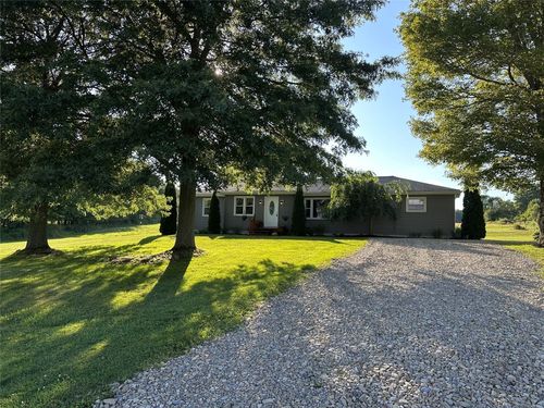 10022 New Rd, North East, PA, 16428-6060 | Card Image