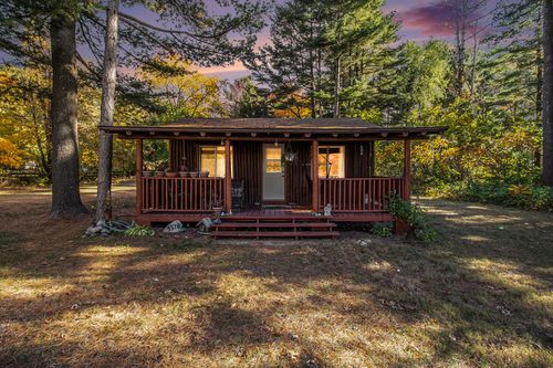 5578 S Apache Cir, New Era, MI, 49446-8901 | Card Image