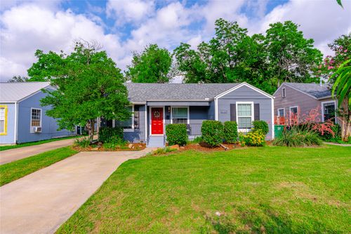 2725 Ryan Ave, Fort Worth, TX, 76110-3029 | Card Image