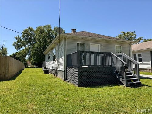 2217 Locust Ave, Alton, IL, 62002-5348 | Card Image