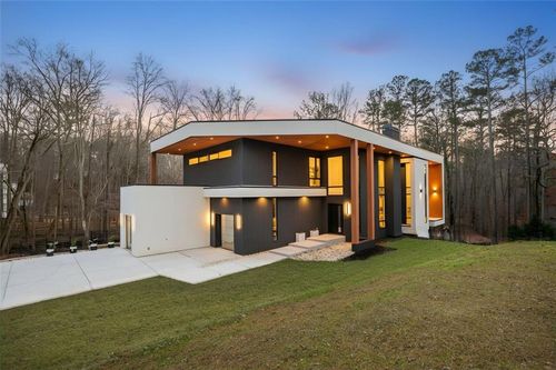 1736 Cox Rd, Roswell, GA, 30075-6346 | Card Image