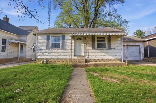 1104 Marshall Avenue, Mattoon, IL, 61938 | Card Image