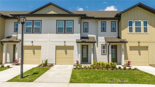 686 Longboat Dr, DAVENPORT, FL, 33896-5129 | Card Image