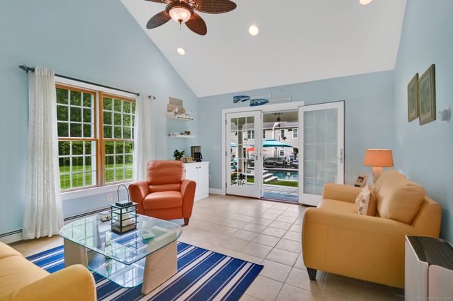 14 Homestead Ln, House other with 3 bedrooms, 4 bathrooms and null parking in Columbia CT | Image 35