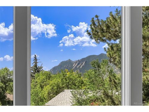 1221 Linden Ave, Boulder, CO, 80304-1529 | Card Image