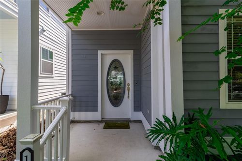 1015 50th Ter, GAINESVILLE, FL, 32605-3178 | Card Image