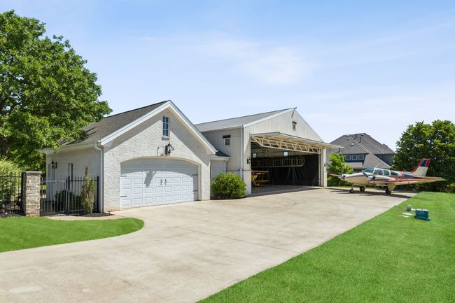 144 Hidden Valley Airpark, House other with 4 bedrooms, 4 bathrooms and null parking in Shady Shores TX | Image 40