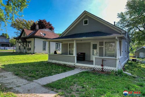 416 N 8th St, Wymore, NE, 68466-1214 | Card Image