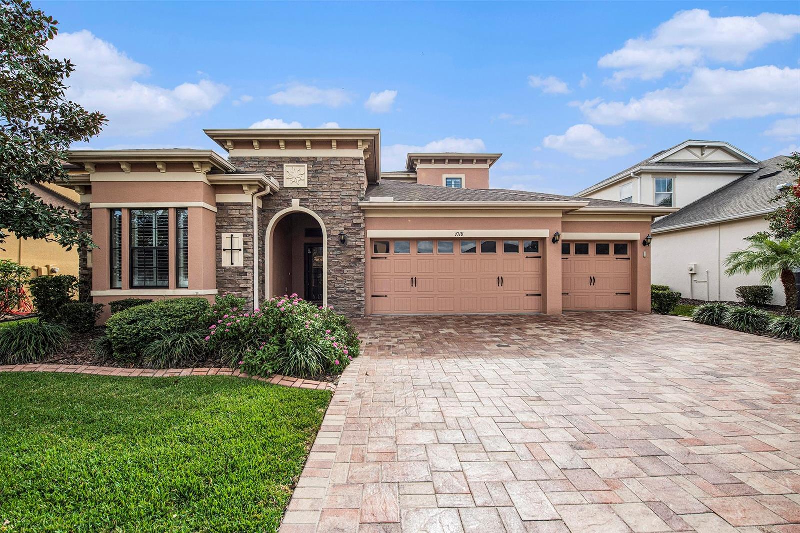 Peregrina Loop, Wesley Chapel, FL 33545