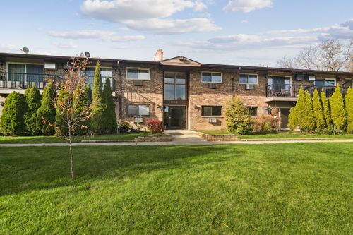 apt-113-802 E Old Willow Rd, Prospect Heights, IL, 60070-2108 | Card Image