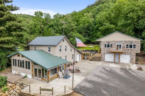 160 N State Road 35, Alma, WI, 54610-9664 | Card Image