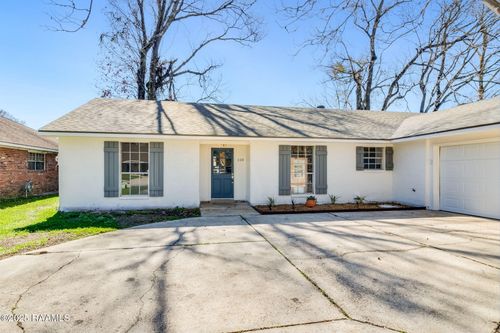 110 Triwood Cir, Lafayette, LA, 70503-5232 | Card Image