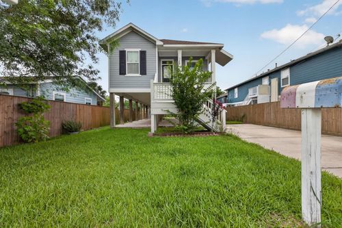 2212 Victory Street, Galveston, TX, 77551 | Card Image