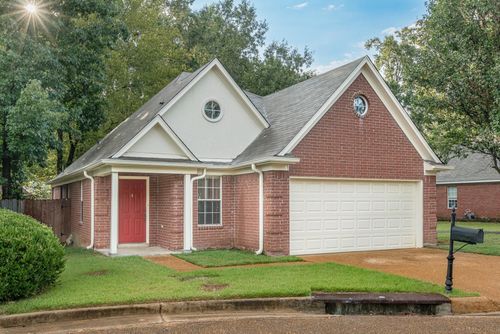 1168 Clear Creek Rd, Collierville, TN, 38017-7384 | Card Image