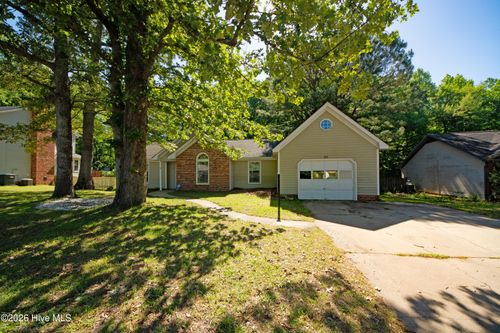 186 Raintree Cir, Jacksonville, NC, 28540-9145 | Card Image