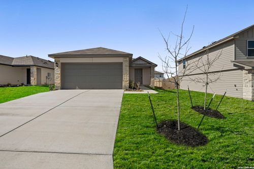 328 Cottonmouth Ln, Seguin, TX, 78155-3988 | Card Image