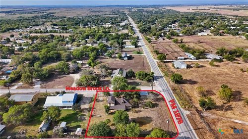 5115 Meadow Brook Ln, San Marcos, TX, 78666-1542 | Card Image