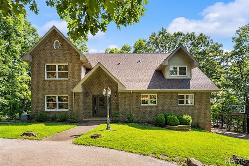 130 Arrowhead Ln, Litchfield, IL, 62056-4224 | Card Image