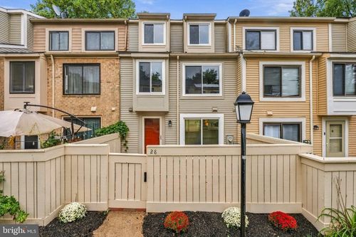 28 Welbeck Ct, MONTGOMERY VILLAGE, MD, 20886-4304 | Card Image