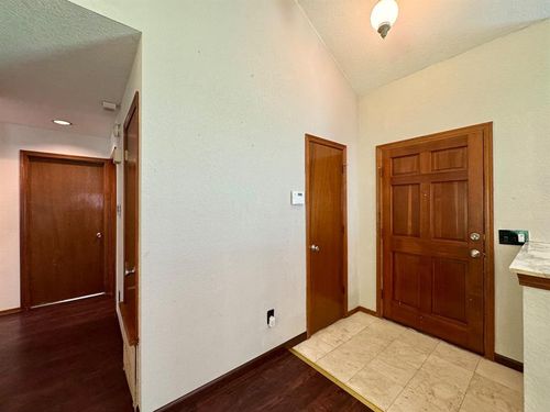 11628 Lorene Ave, Midwest City, OK, 73130-8414 | Card Image