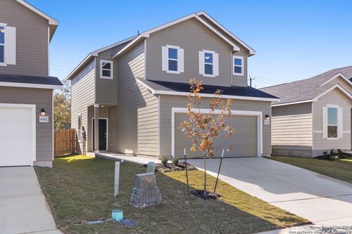 4538 Otra Otra Dr, San Antonio, TX, 78222-2919 | Card Image
