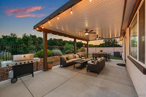 28327 Farm Creek Way, Valley Center, CA, 92082-6985 | Card Image