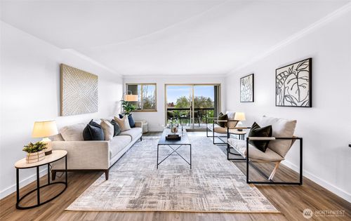 305-732 11th Ave E, Seattle, WA, 98102-4654 | Card Image