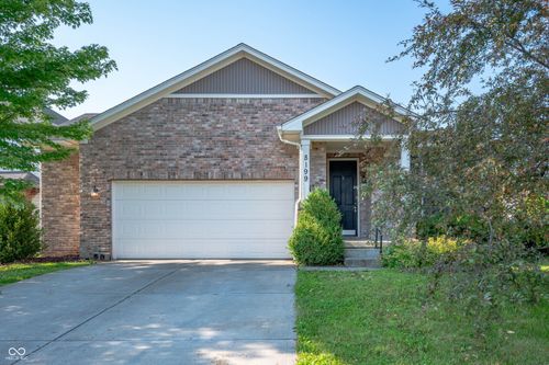 8199 Sydney Ln, Avon, IN, 46123-7683 | Card Image