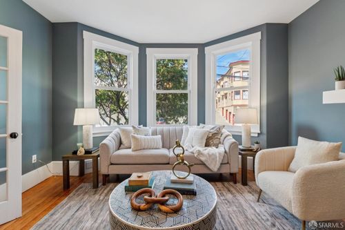 117 Saint Marys Ave, San Francisco, CA, 94112-1020 | Card Image