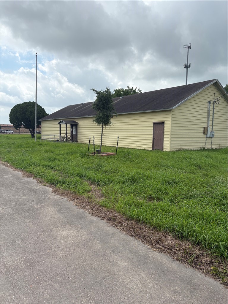 1814 Lodge Ln, Corpus Christi, TX 78409