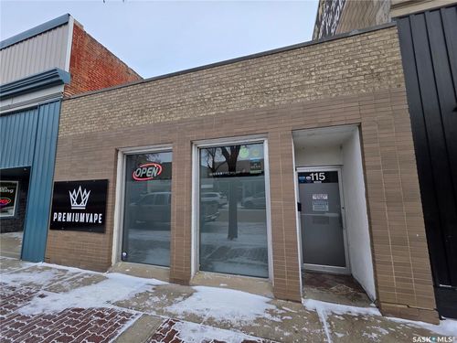 115 Central Ave N, Swift Current, SK, S9H0K9 | Card Image