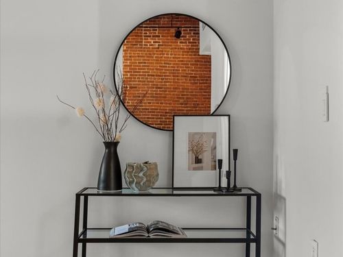 apt-104-33 Sleeper St, Boston, MA, 02210-1200 | Card Image