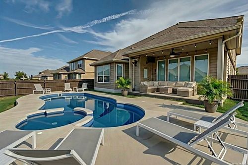 4613 Falling Oak, Cibolo, TX, 78108-4440 | Card Image