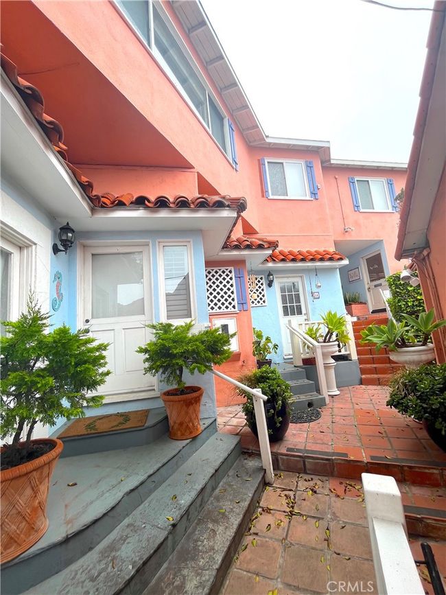 APT-5 - 212 N Coast Hwy, Condo with 1 bedrooms, 1 bathrooms and null parking in Laguna Beach CA | Image 22