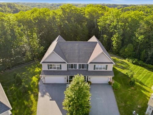 26 Indigo Ln, Essex Junction, VT, 05452-4475 | Card Image
