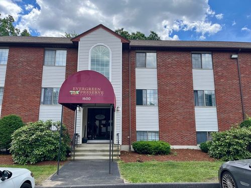 6-1600 Skyline Dr, Lowell, MA, 01854-1464 | Card Image