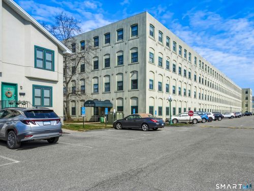 245-46 S Cherry St, Wallingford, CT, 06492-3580 | Card Image