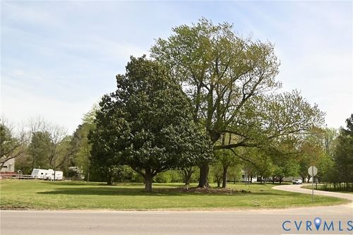 18440 New Kent Hwy, Barhamsville, VA, 23011-2040 | Card Image
