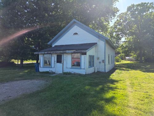 507 N Nine Mile Road, Sanford Village, MI, 48657 | Card Image