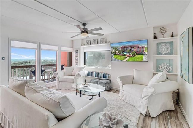 UNIT-210 - 4903 State Highway 361, Condo with 3 bedrooms, 3 bathrooms and null parking in Port Aransas TX | Image 5