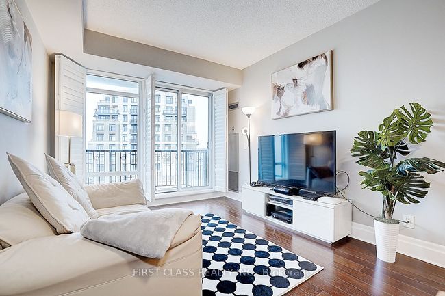 901 - 131 Upper Duke Cres, Condo with 1 bedrooms, 1 bathrooms and null parking in Markham ON | Image 12