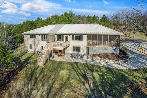 2250 Willisburg Rd, Lawrenceburg, KY, 40342-9317 | Card Image