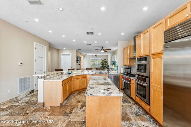 UNIT-411 - 1340 Bayshore Blvd, Condo with 3 bedrooms, 2 bathrooms and null parking in Dunedin FL | Image 16