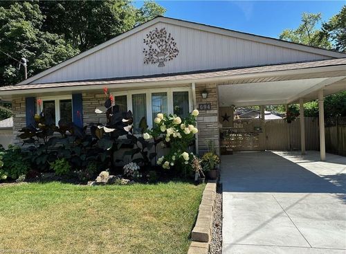 lower-694 Niagara St, St. Catharines, ON, L2M3R9 | Card Image