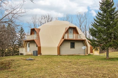 199 E Swamp Rd, Penn Yan, NY, 14527-9348 | Card Image